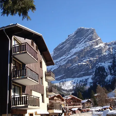 Au Centre Avec Parking, 3eme Etage, 4 Pers - Fr-1-464-151 * Pralognan-la-Vanoise